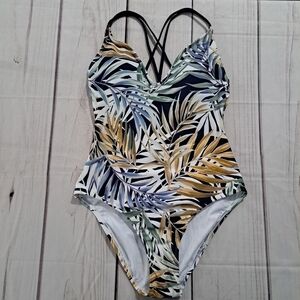 Hurley NWOT Leaf Design One Piece Swimsuit Size Medium*Still has hygiene liner*